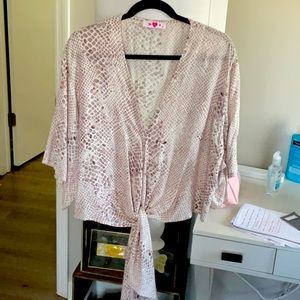 Snake skin print top